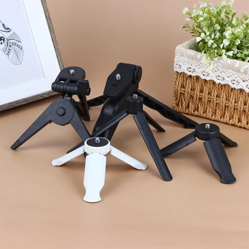 Techsuit - Mini Tripod (TPD1) - Anti Slip, for Selfie Sticks, Universal, with 1/4 inch Screw - Black