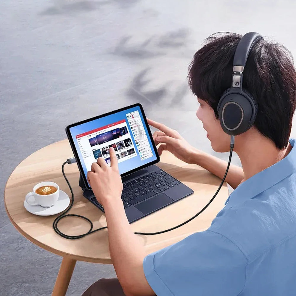 Techsuit - Premium Cable Adapter SoundShell (AC9) - USB-C to 3.5mm Jack, DAC Chip, 16bit/48Khz, 1.5m - Gray