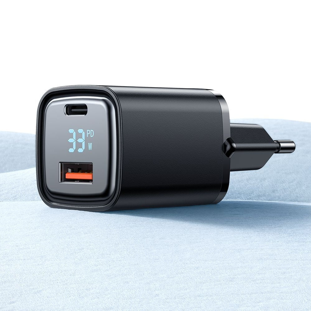 Mcdodo - Wall Charger Graphite Series (CH-1701) - USB-A, USB-C, 33W, Fast Charger, Digital Display - Black