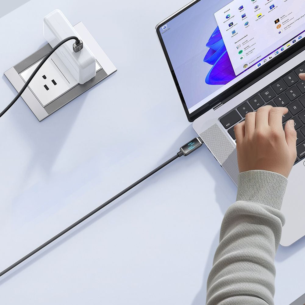 Mcdodo - Data Cable (CA-4250) - USB-C to USB-C, 100W, LED Display, PD Fast Charging, 1.2m - Black