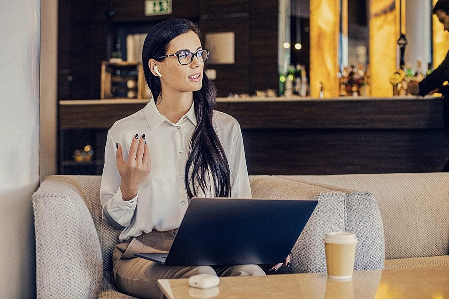 Defunc TRUE TALK Bluetooth 5.2 Ασύρματα True Wireless Ακουστικά με θήκη (λευκό)