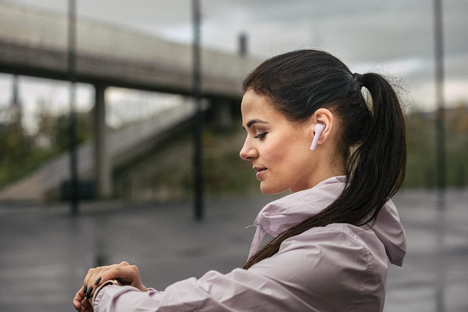 Defunc TRUE SPORT Bluetooth 5.2 Ασύρματα Αθλητικά True Wireless Ακουστικά με θήκη (ασημί)