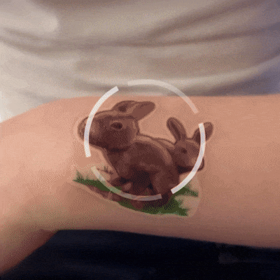 HoloToyz - Pet Party Augmented Reality Τατουαζ Επαυξημένης πραγματικότητας που ζωντανεύουν σε κινούμενα σχέδια