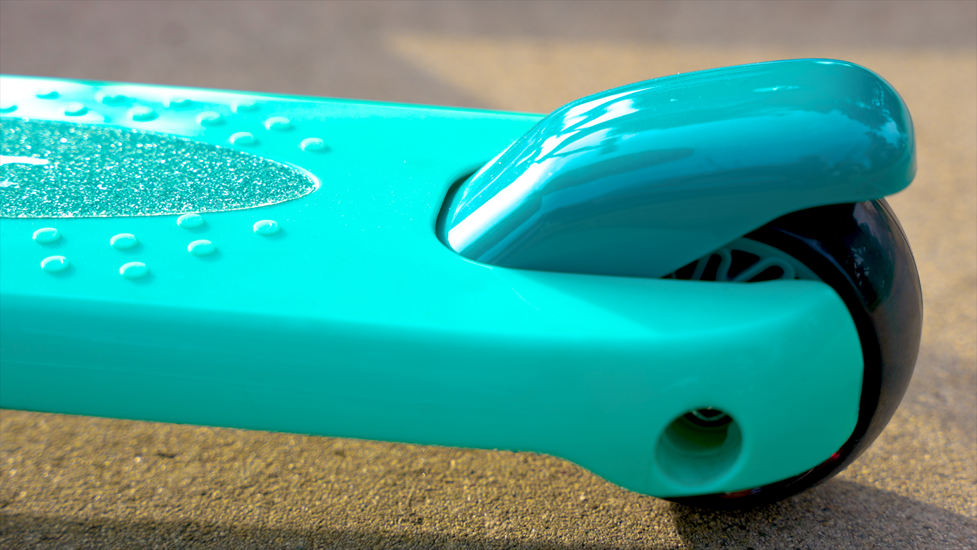 Razor Rollie Τρίτροχο παιδικό πατίνι με αφαιρούμενο καθισματάκι για παιδιά 2,5+ ετών σε χρώμα ροζ