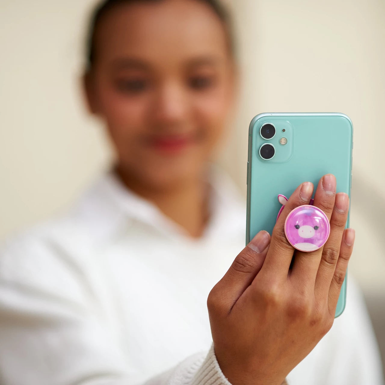 Lazerbuilt Squishmallows Lola the Unicorn – Universal Phone Grip & Βάση Στήριξης