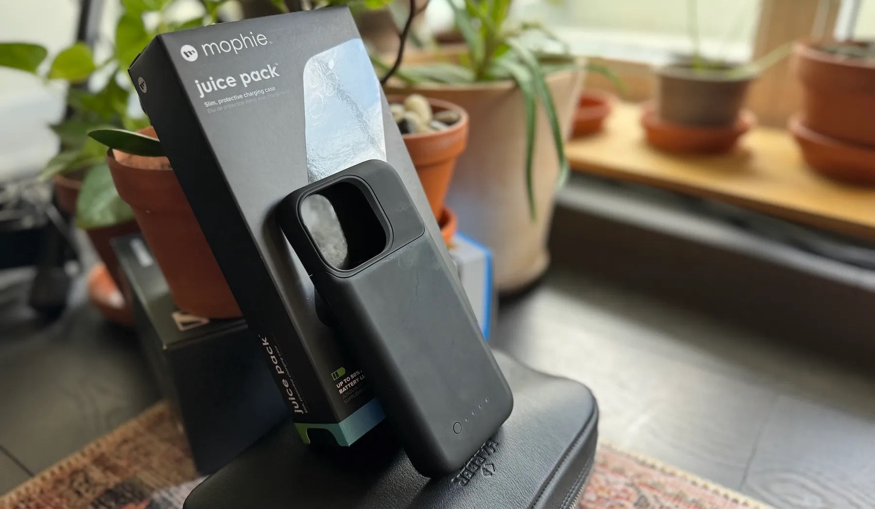 Mophie®Juice Pack (2024) Case Θήκη προστασίας με ενσωματωμένη μπαταρία (2400mAh) για Apple iPhone 15