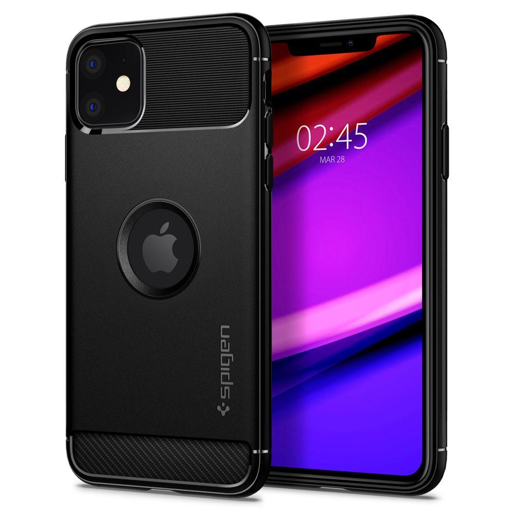 Εμφανίζεται μια θήκη Spigen Rugged Armor iPhone 11 σε ματ μαύρο χρώμα που περικλείει ένα τηλέφωνο με μωβ ντεγκραντέ οθόνη 02:45. Διαθέτει ανάγλυφη επιφάνεια, οπίσθιο κάλυμμα Magsafe με κυκλική εγκοπή και μάρκα "Spigen" στο πλάι.