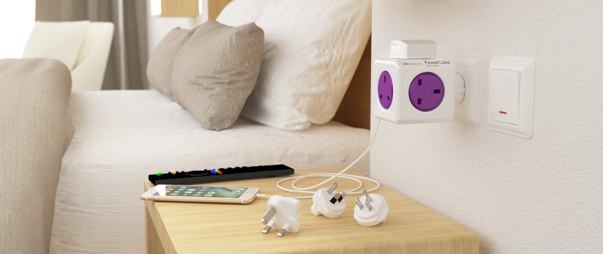 Allocacoc® PowerCube |ReWirable| Πολύπριζο 5 θέσεων UK & 4x plugs  Μωβ - 1840/UKRW4P