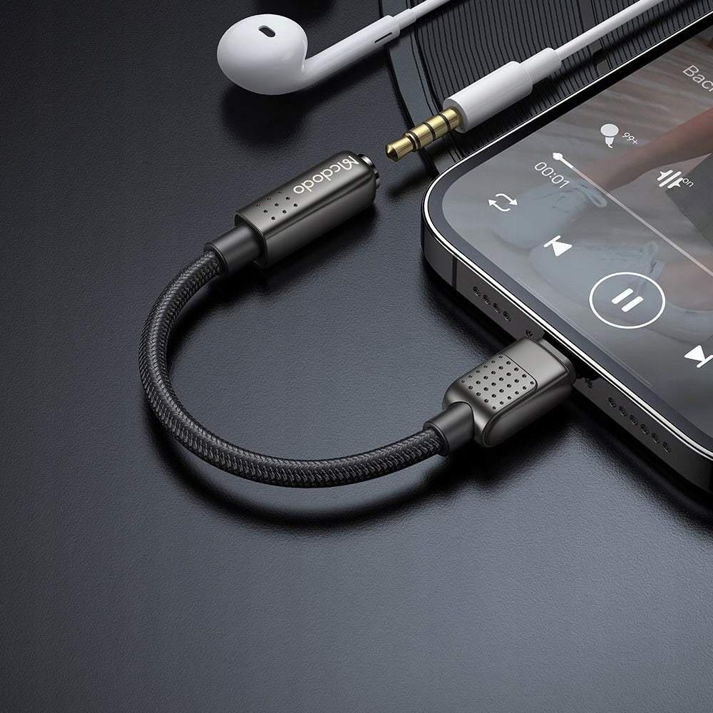 Mcdodo - Audio Adapter (CA-5010) - Lightning Male to Jack 3.5mm Female, Nylon Braided, 0.11m - Black