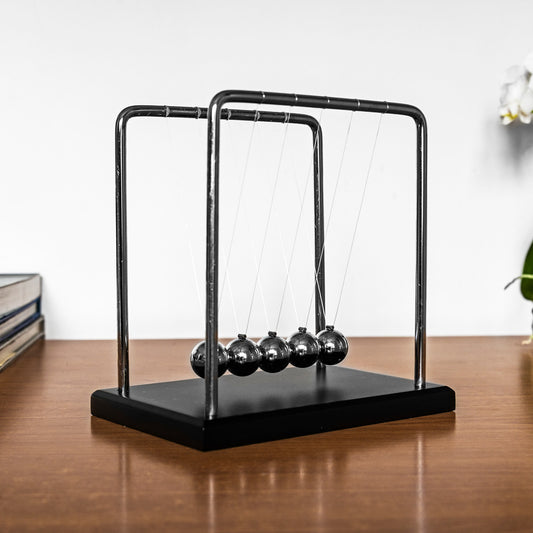 The Source Newton’S Cradle Η Κούνια Του Νεύτωνα – Θήκη για κινητό από το PhoneBazaar.gr