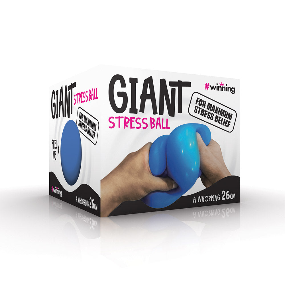 Ένα λευκό κουτί από το phonebazaar.gr διαθέτει The Source Giant Stress Ball Γιγάντιο Αντιστρες Μπαλάκι σε μπλε χρώμα, 26cm, που συμπιέζεται από δύο χέρια, υποσχόμενος μέγιστη ανακούφιση άγχους και αρθρώσεις άνεση.