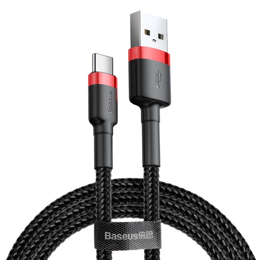 Κοντινό πλάνο του καλωδίου Baseus Cafule USB-A / USB-C QC 3.0 3A, που παρουσιάζει το μαύρο και κόκκινο πλεγμένο σχέδιο, το λουράκι velcro με την ένδειξη "Baseus" και τις υποδοχές για γρήγορη φόρτιση.